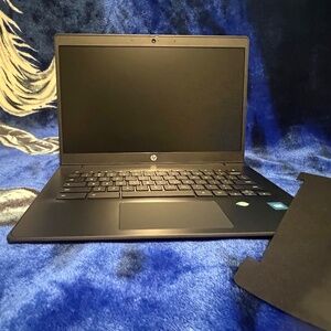 HP Chromebook 14 G7 - Black
